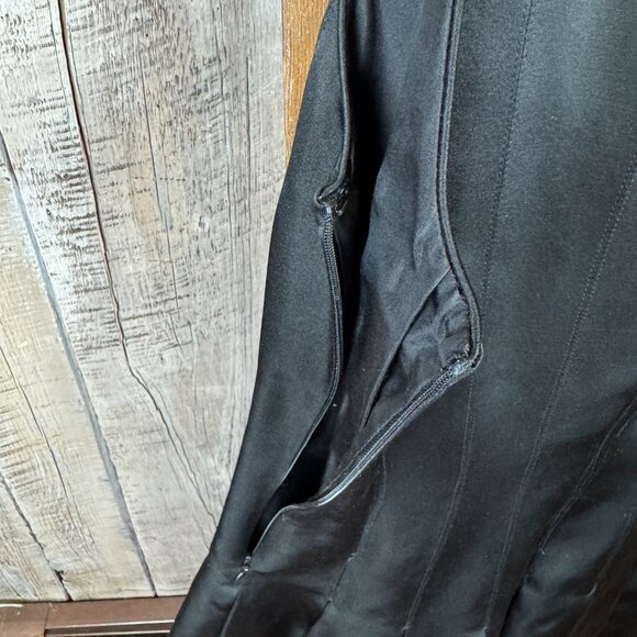 Heidi Weisel Satin Pleated Dress Size 4 - Picture 12 of 12